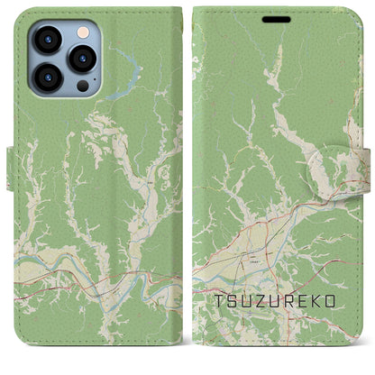 【綴子（秋田県）】地図柄iPhoneケース（手帳タイプ）ナチュラル・iPhone 13 Pro Max 用