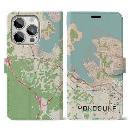 【横須賀（神奈川県）】地図柄iPhoneケース（手帳タイプ）ナチュラル・iPhone 15 Pro 用